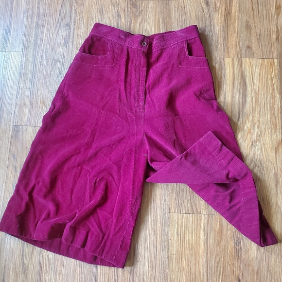 Macys Shorts - Picture 4 of 4